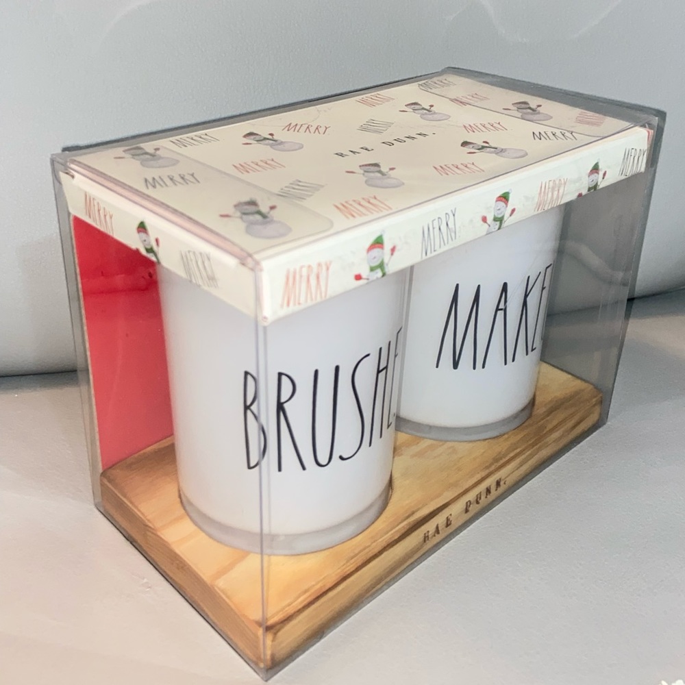 Rae Dunn Merry Makeup & Brushes Holder Set - Picture 2 of 5
